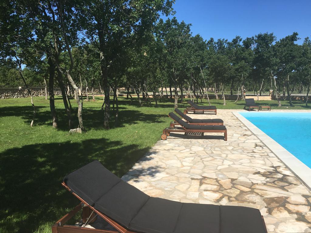 Micanovi Dvori Mobile Home Village Zrmanja Obrovac Εξωτερικό φωτογραφία